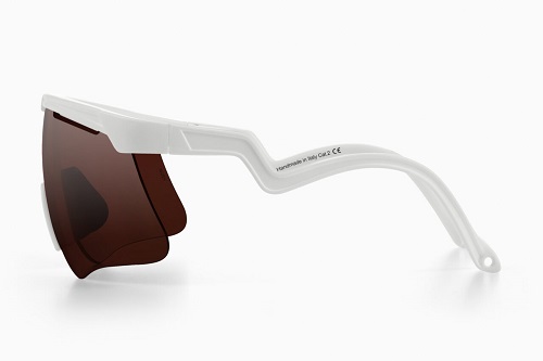 DELTA WHITE VZUM POU